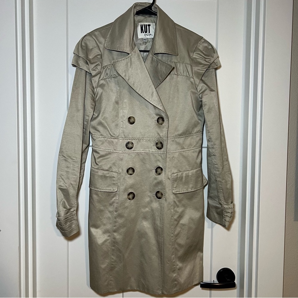 KUT from the Kloth Women's Tan Trench Coat Size Large Ivory Tan Buttons Fitted - Picture 1 of 11